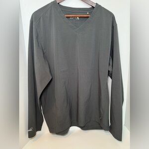 Arnold Palmer lightweight v neck men’s long sleeve shirt